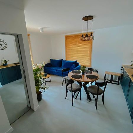 Cztery Pory Roku Apartment Wiele Exterior foto