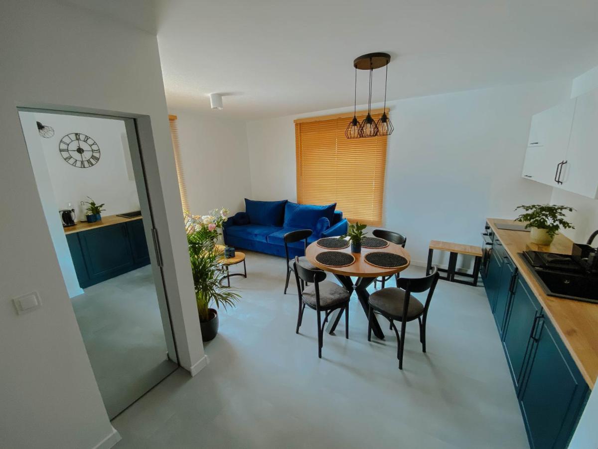 Cztery Pory Roku Apartment Wiele Exterior foto