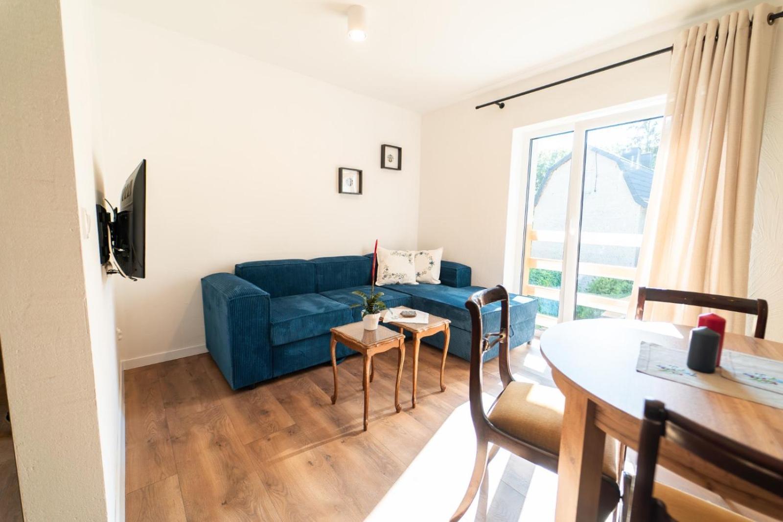 Cztery Pory Roku Apartment Wiele Exterior foto