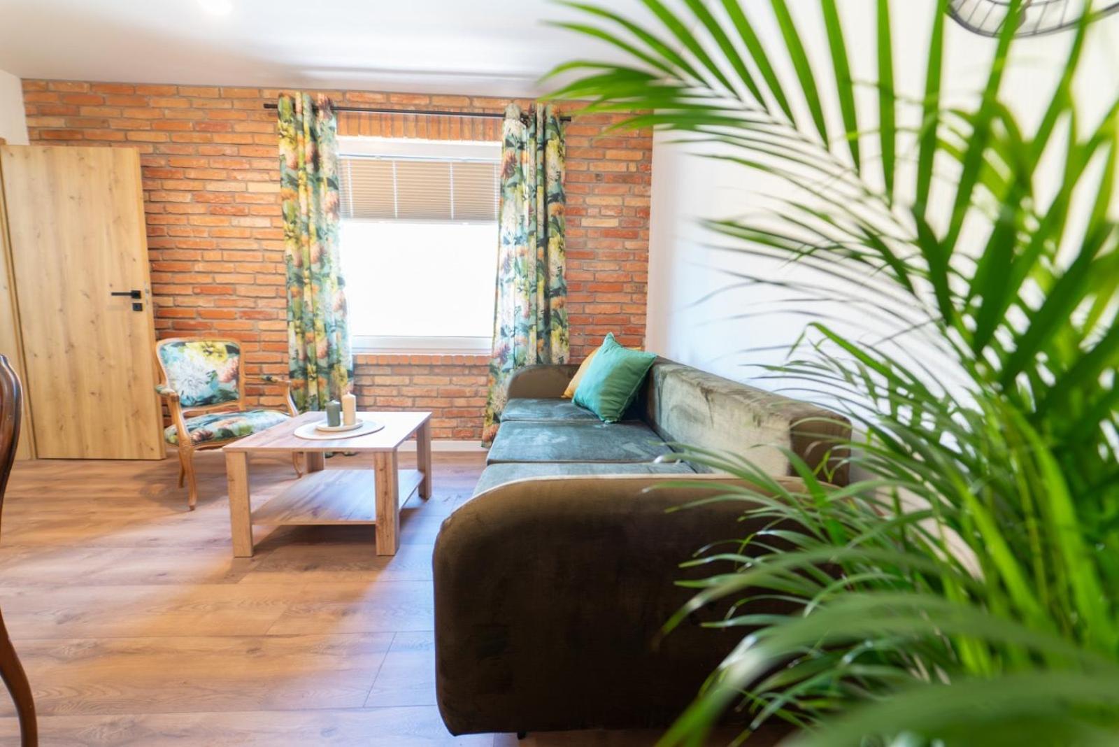 Cztery Pory Roku Apartment Wiele Exterior foto
