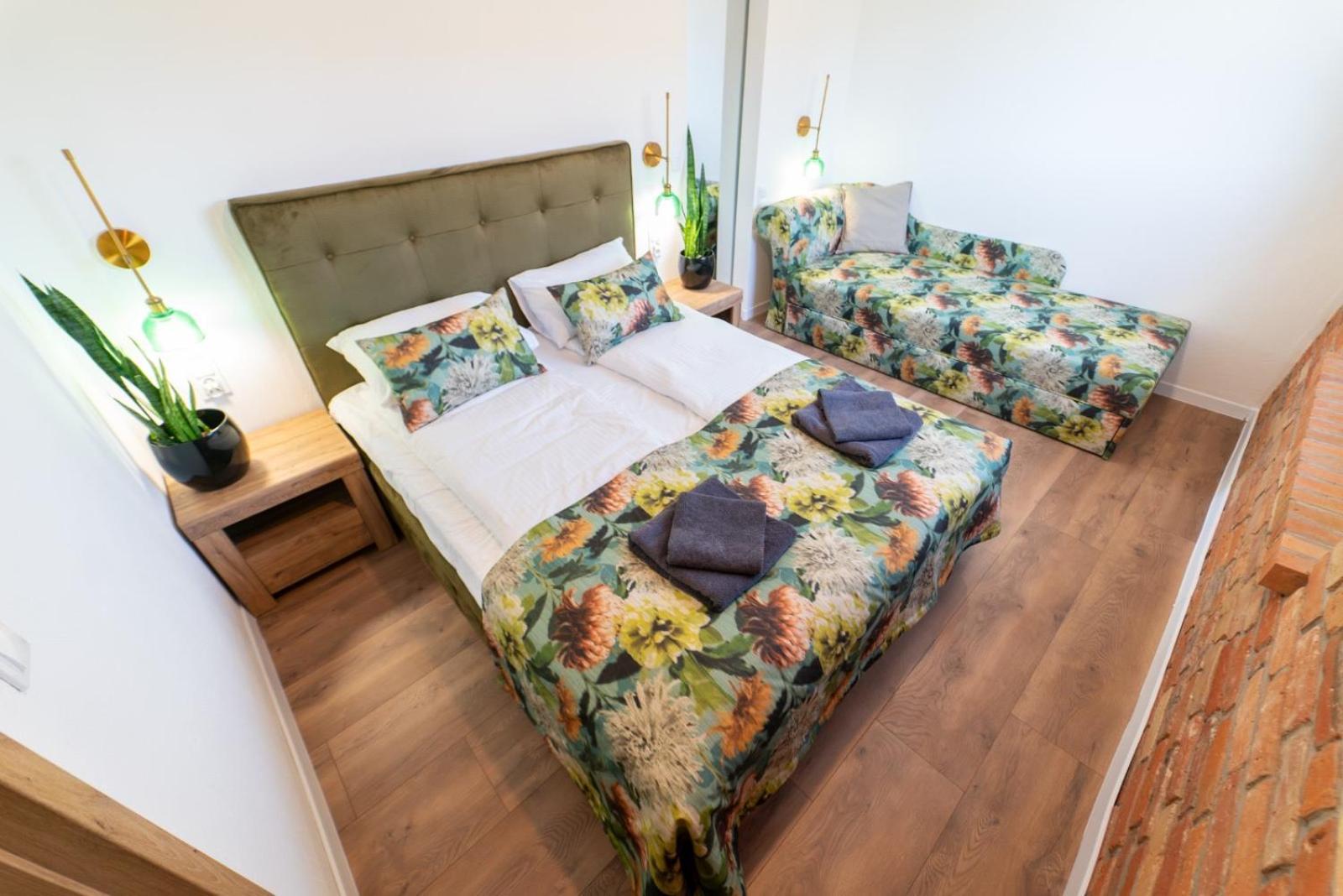 Cztery Pory Roku Apartment Wiele Exterior foto